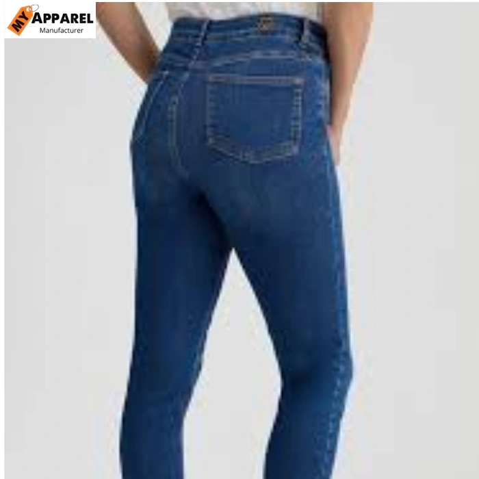High-Waisted Jeans