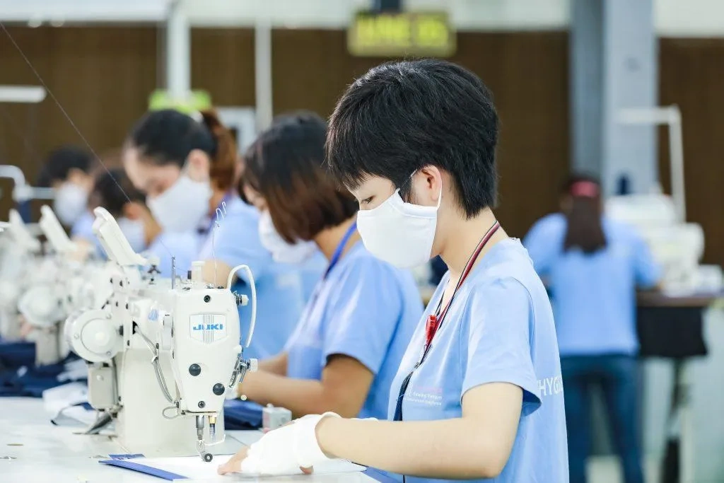 clothing manufacturer for startups and brands