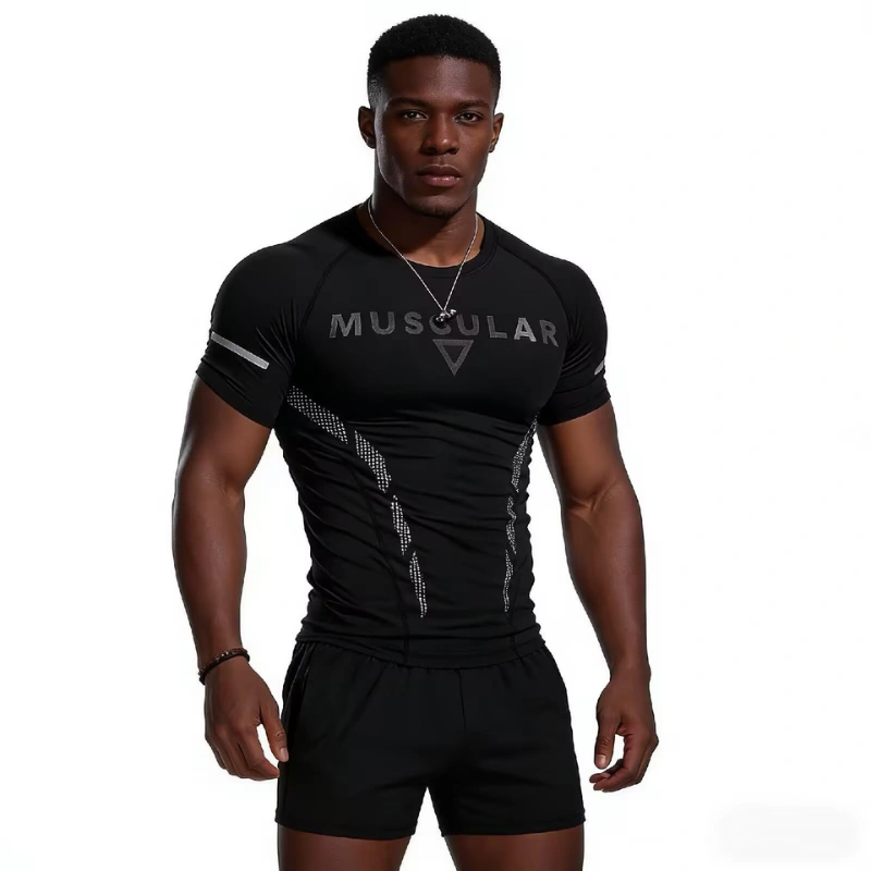 Menโs black workout t-shirt