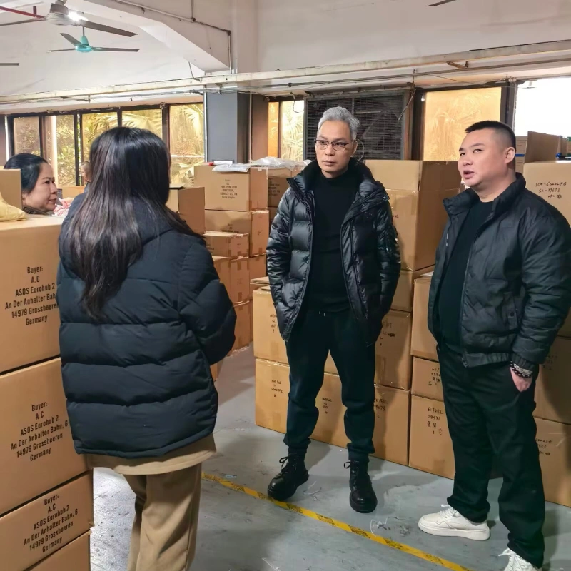 garment-logistics-and-packaging