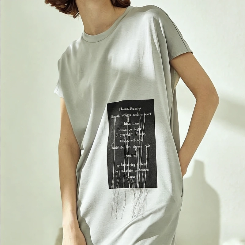 branded embroidered pocket t-shirt